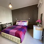 Nancy Hotel *